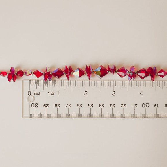 Vintage Ruby Red Aurora Borealis Crystal Glass Sparkle Choker Collar Necklace - Picture 12 of 12